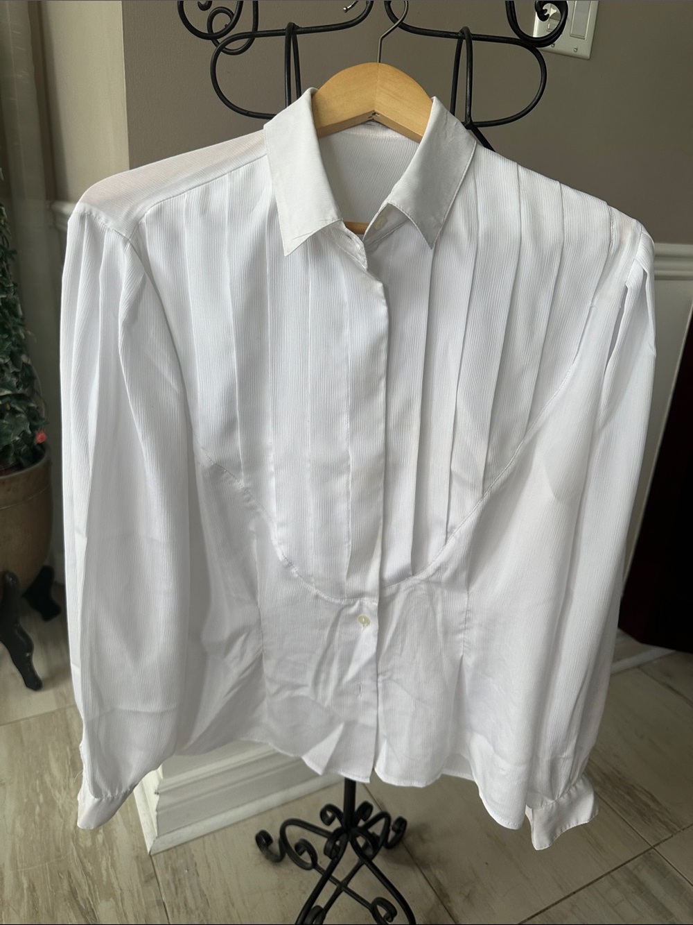Classic White vintage Dress blouse